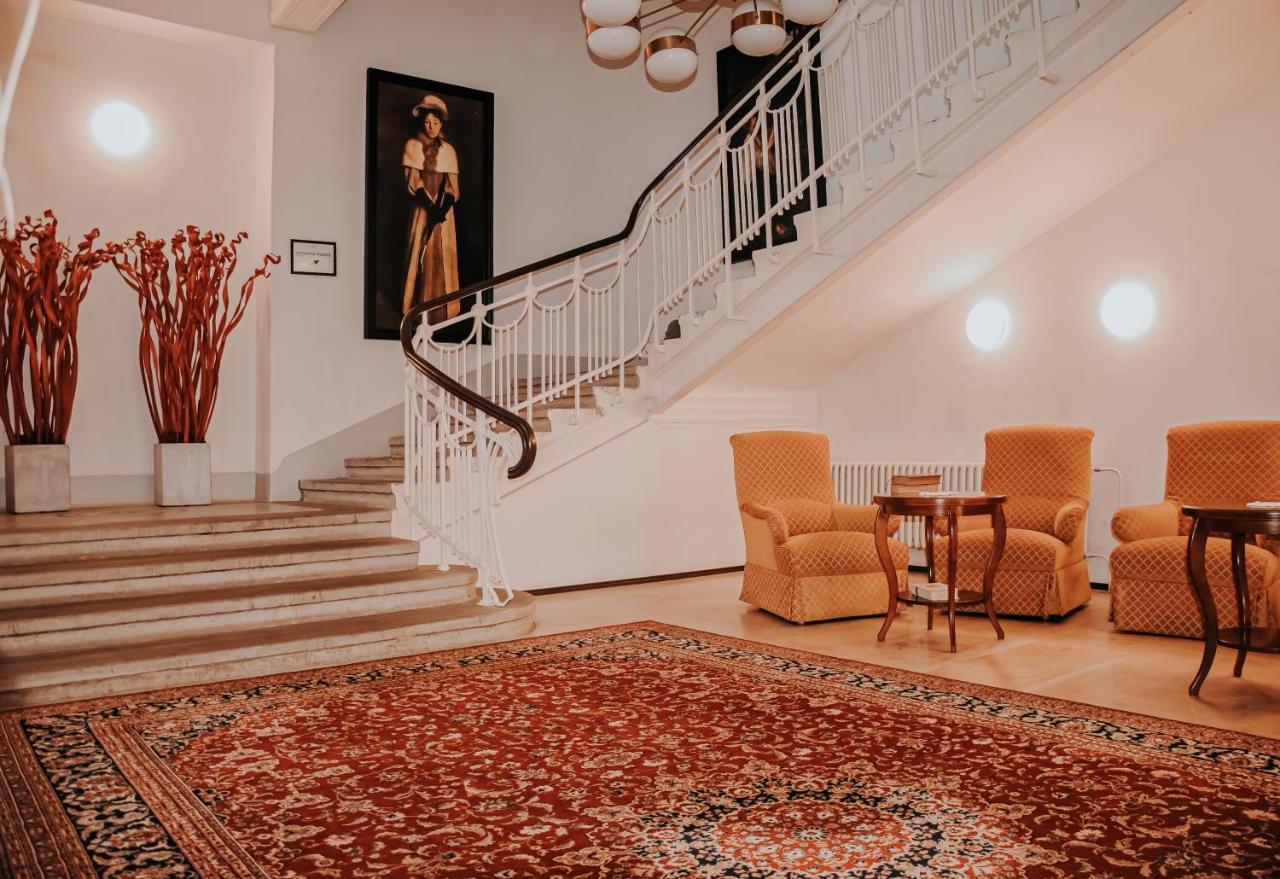 B&B Hotel Praha Nový Jičín Dış mekan fotoğraf