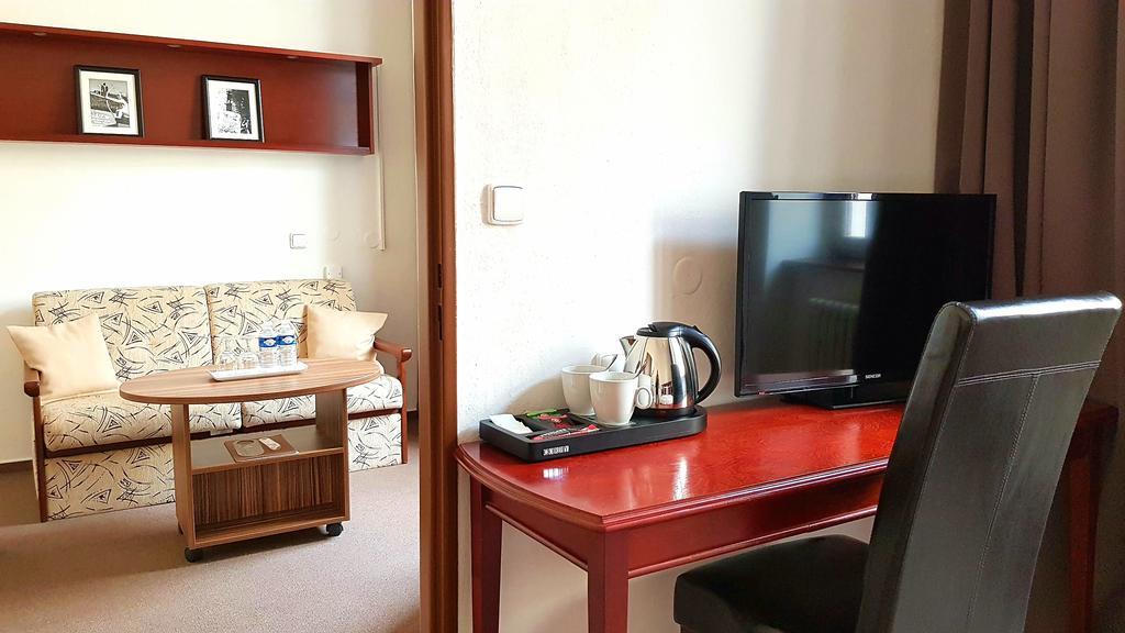 B&B Hotel Praha Nový Jičín Dış mekan fotoğraf