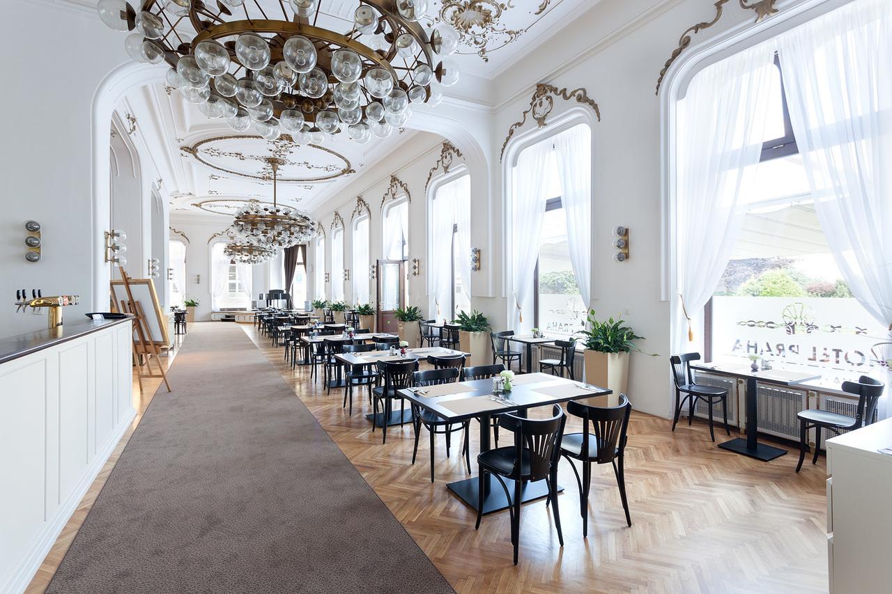 B&B Hotel Praha Nový Jičín Dış mekan fotoğraf